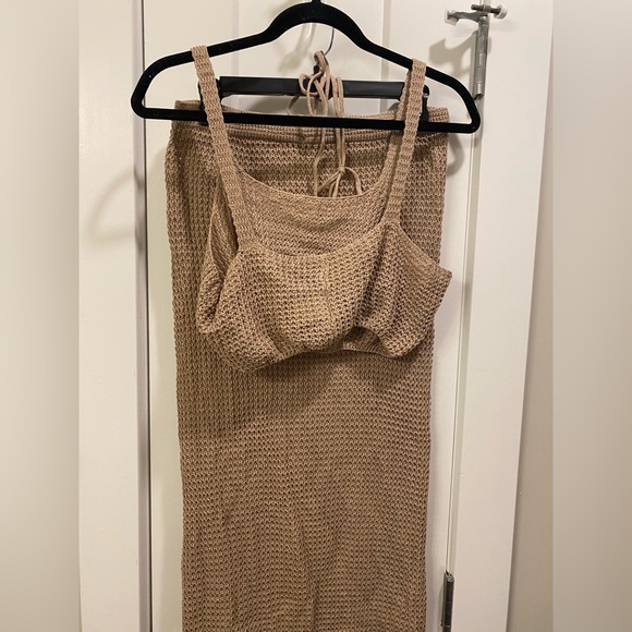 Amazon Knitted Coverup Set. Size- Large. Color- Khaki. - Picture 7 of 9